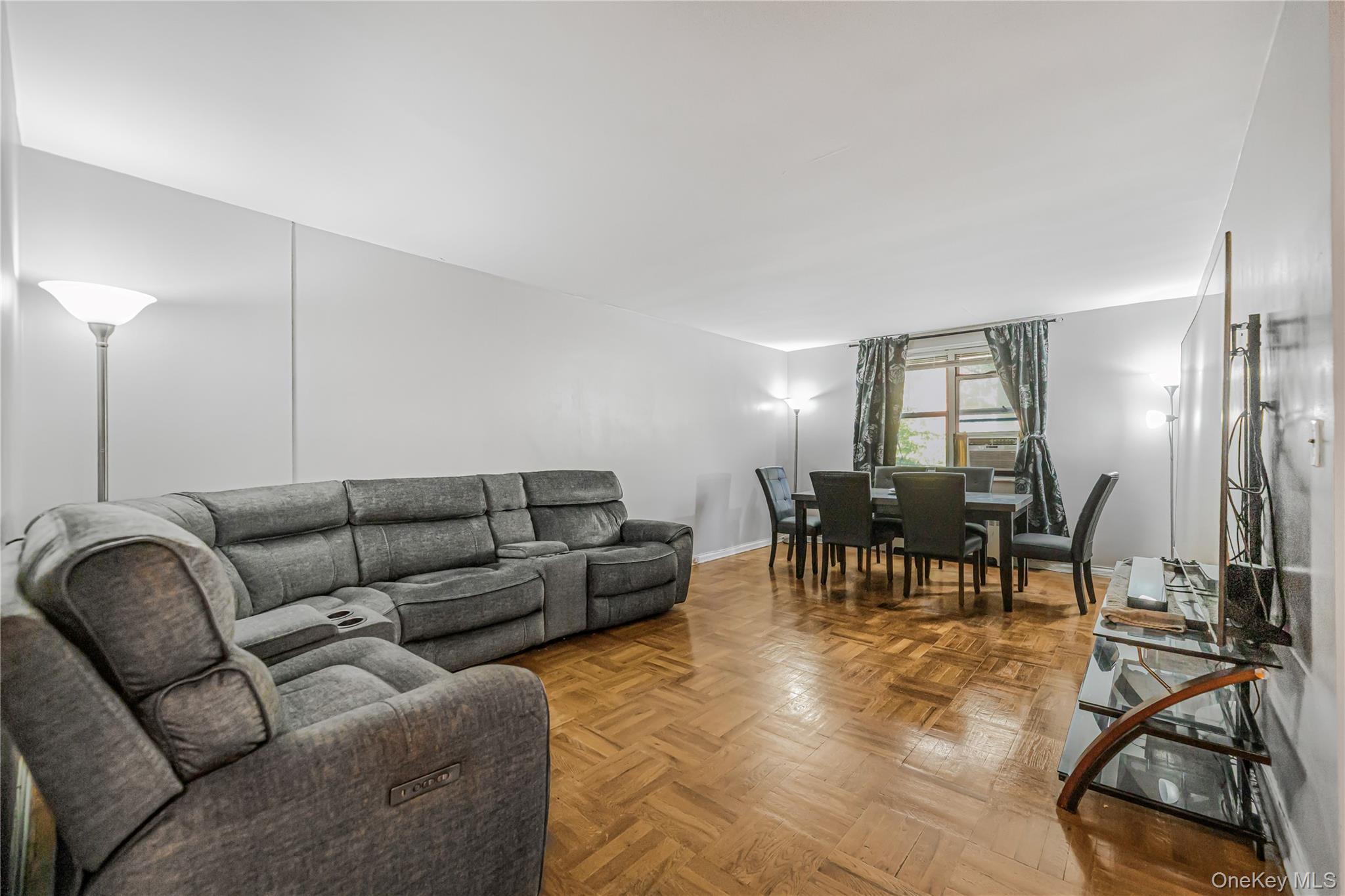 Photo 6 of this property