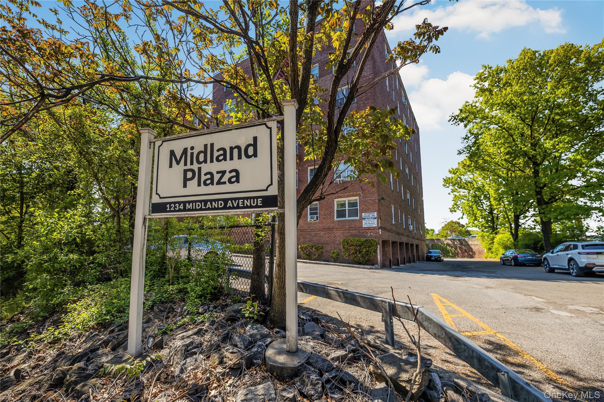 Welcome to this bright and airy 2-bedroom, 1.5-bath ground-floor unit....
