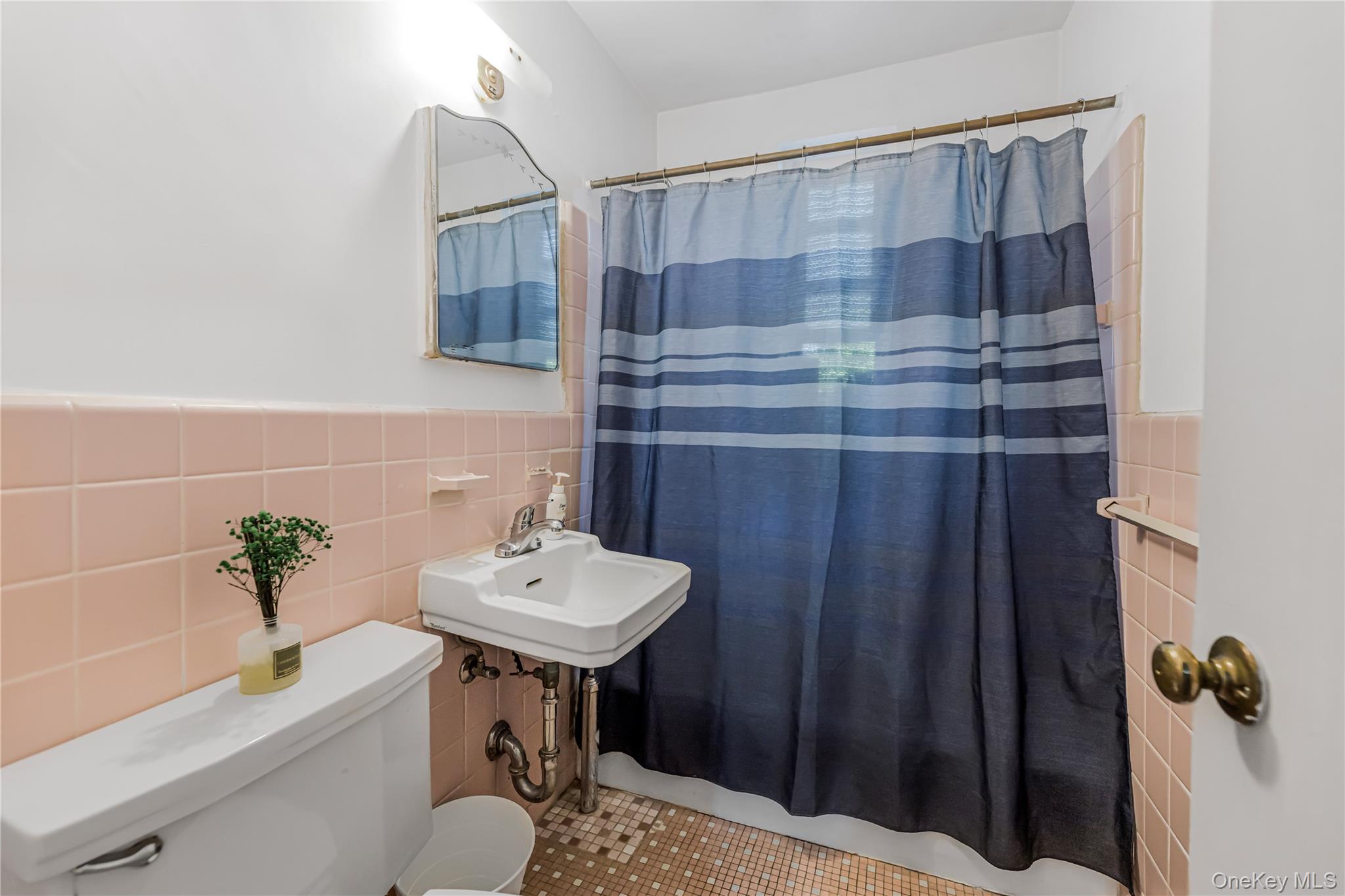 Photo 9 of this property