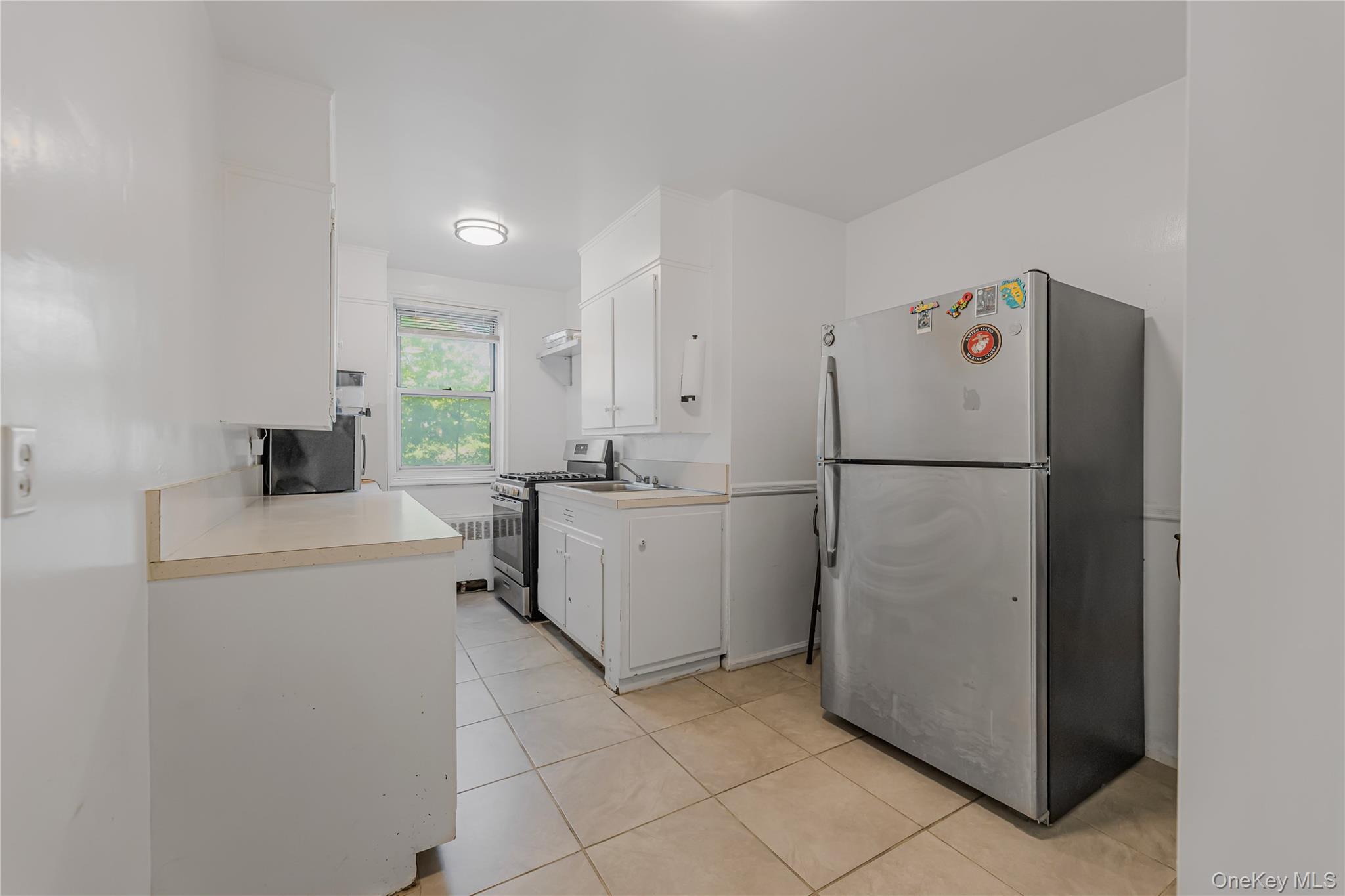 Photo 4 of this property
