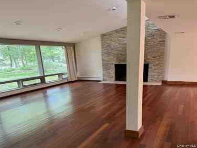 Photo 3 of this property