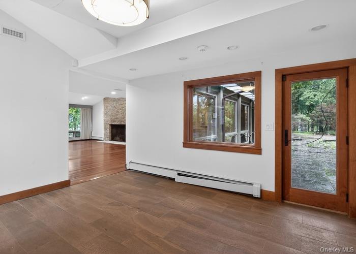 Photo 4 of this property