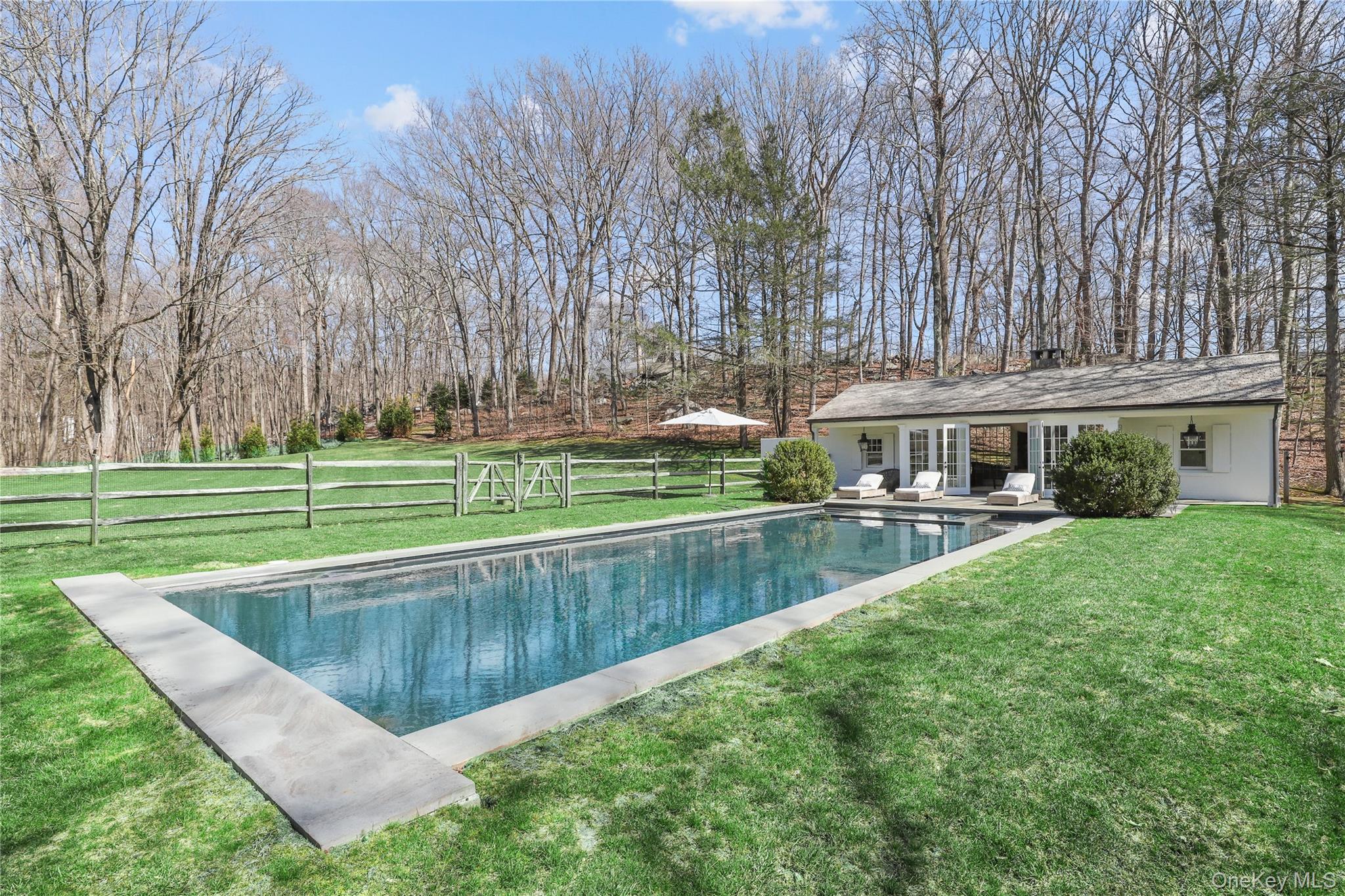 Photo 4 of this property