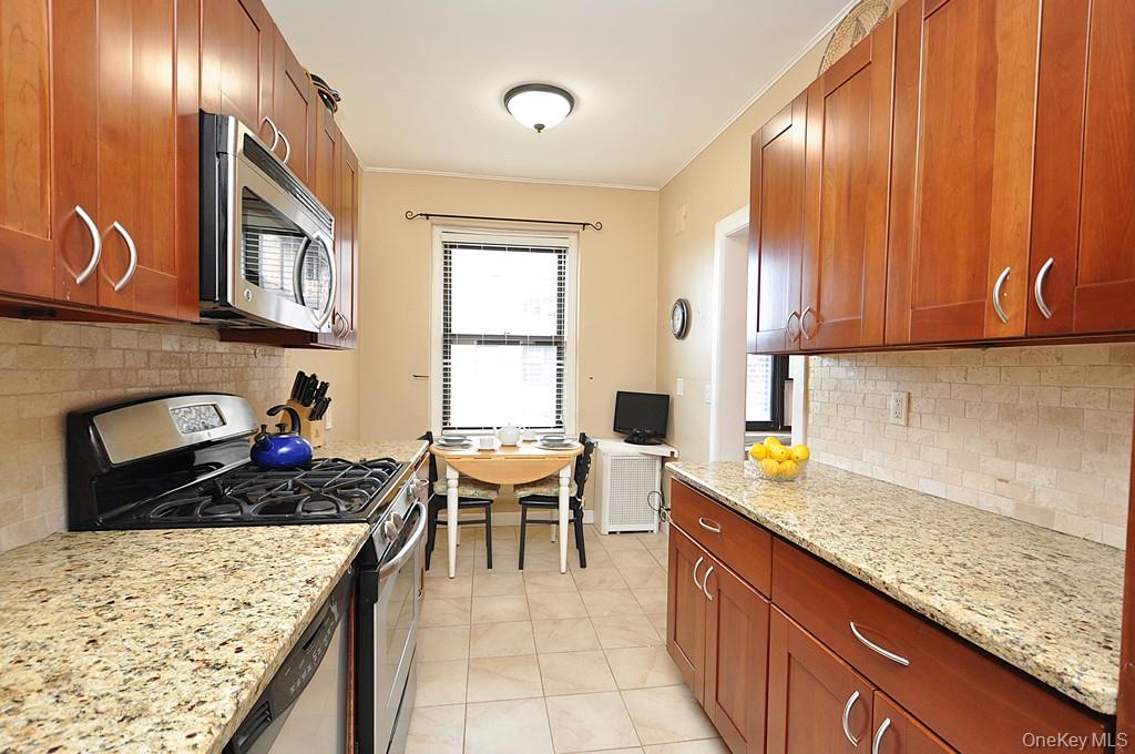 Photo 7 of this property