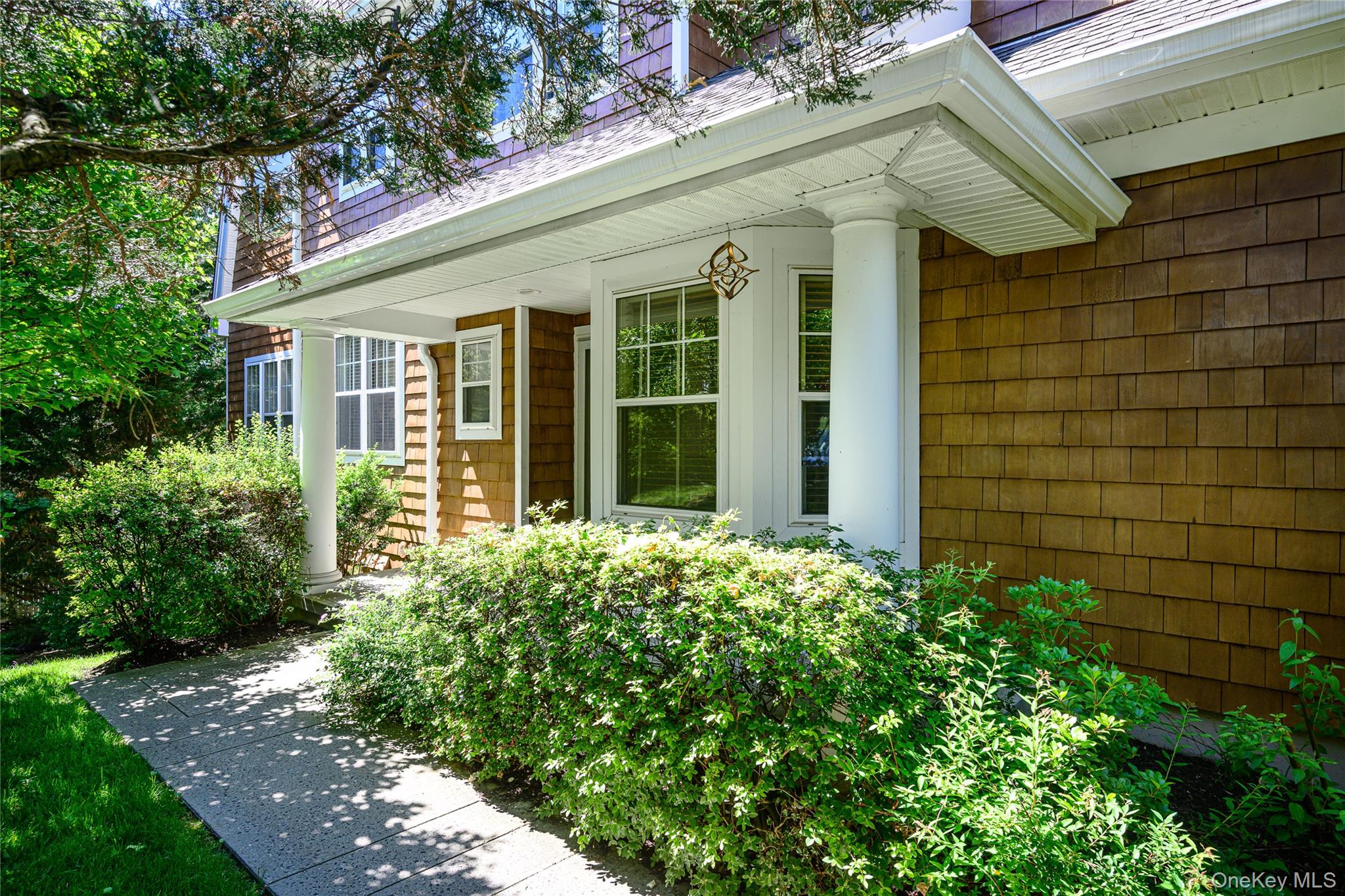 Photo 3 of this property