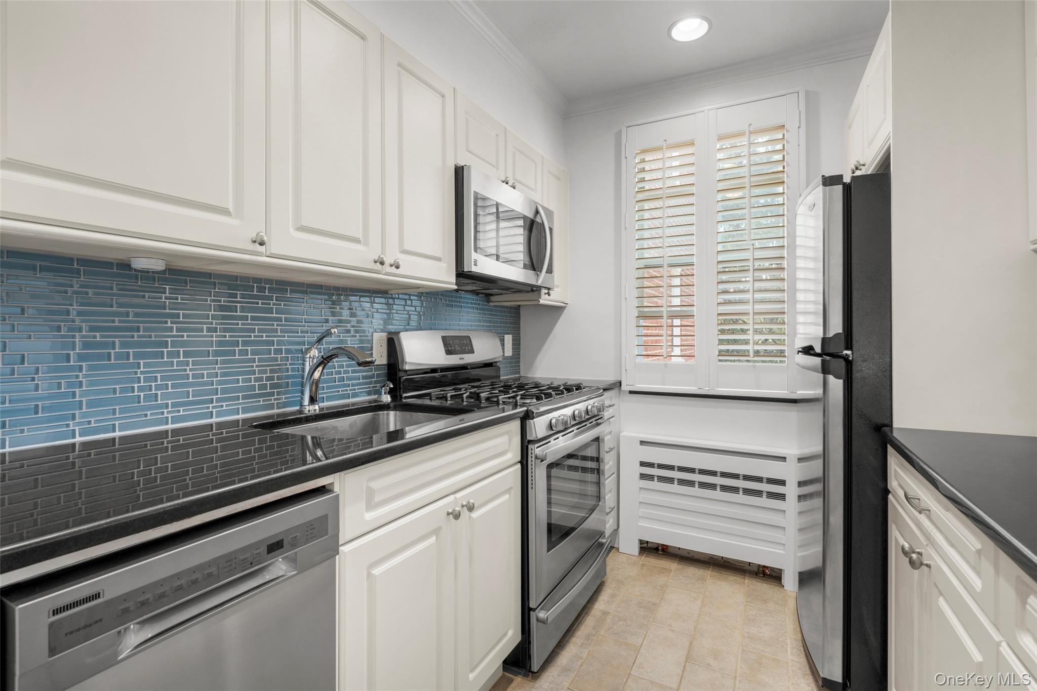 Photo 6 of this property