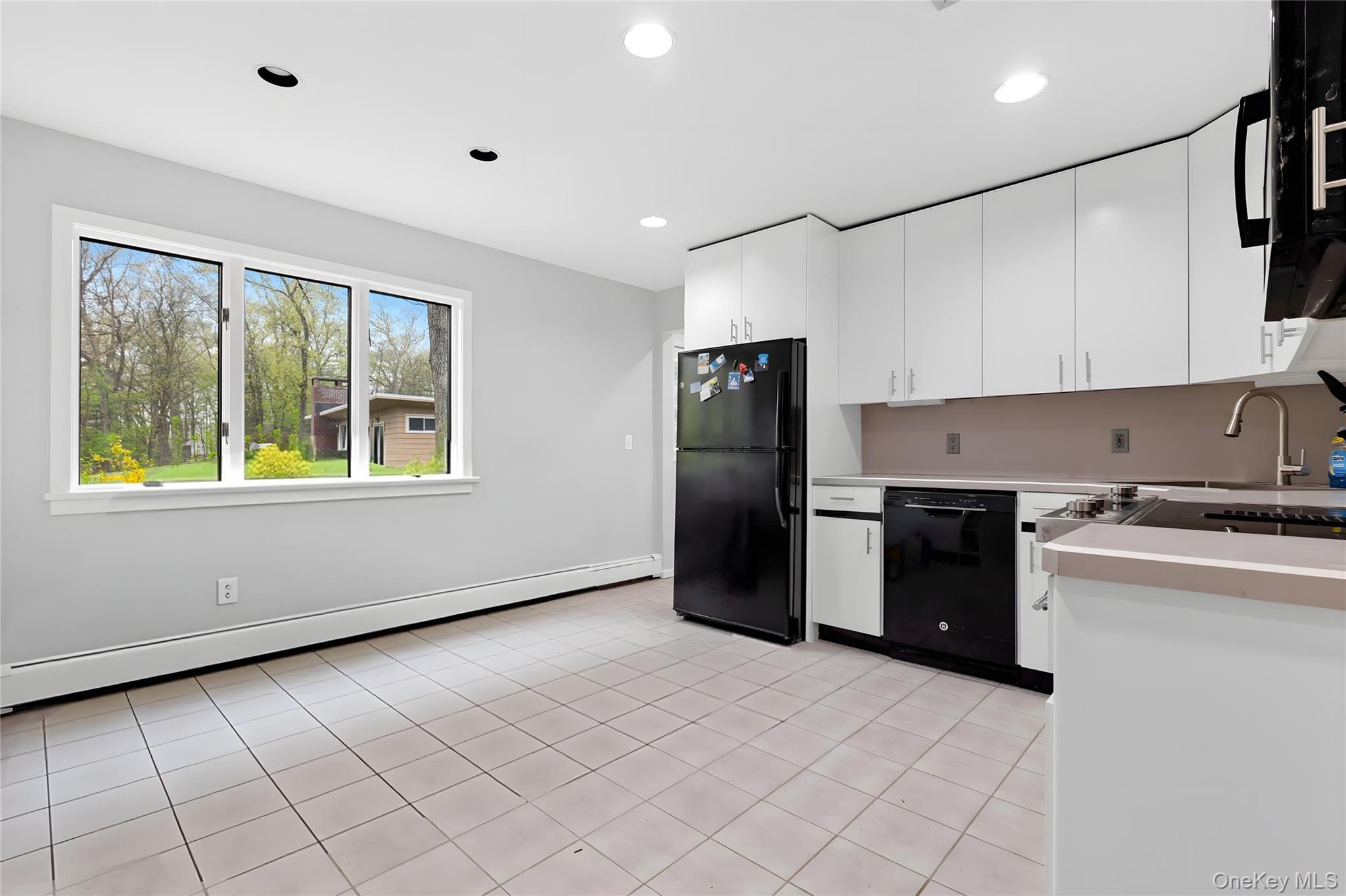 Photo 9 of this property