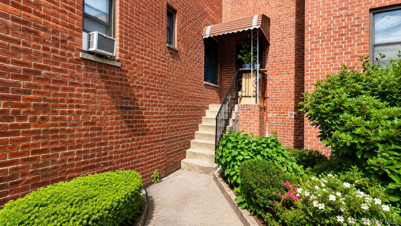Photo 3 of this property