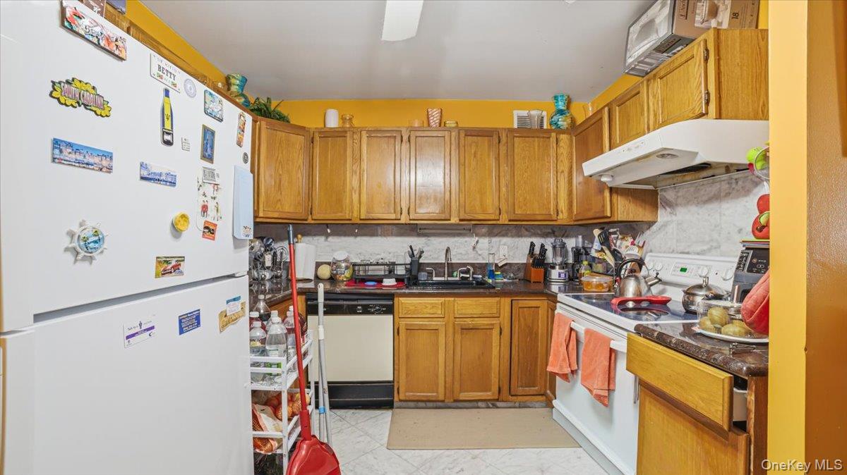 Photo 8 of this property