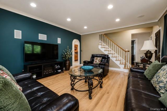 Photo 6 of this property