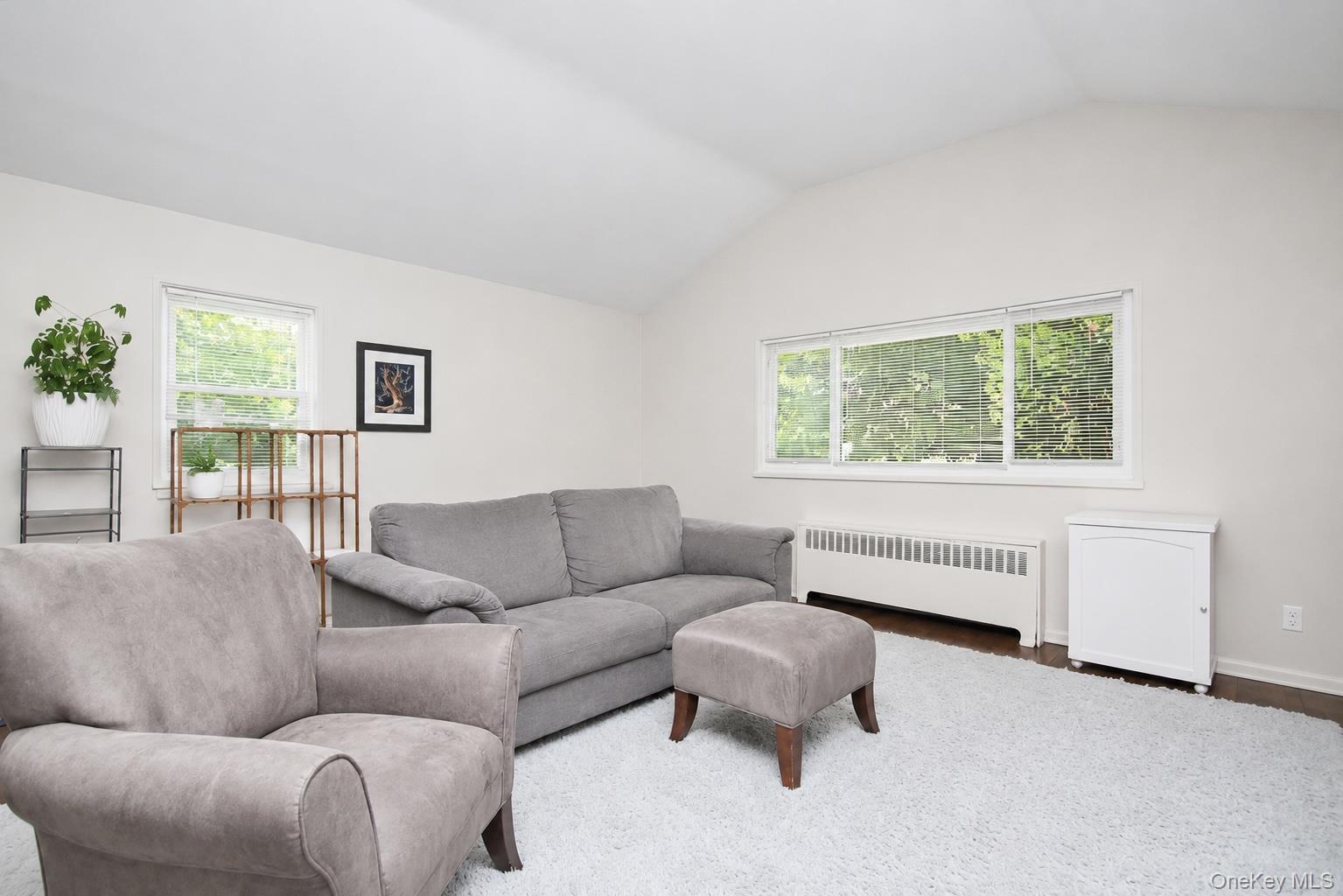 Photo 4 of this property