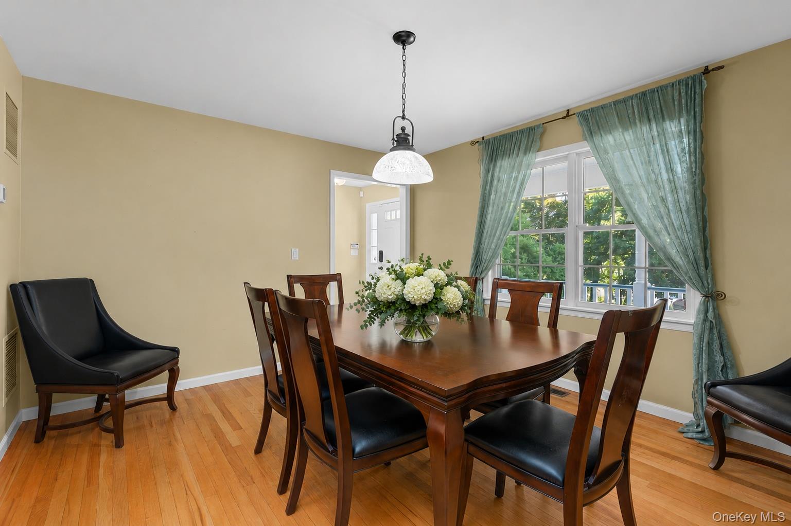 Photo 6 of this property