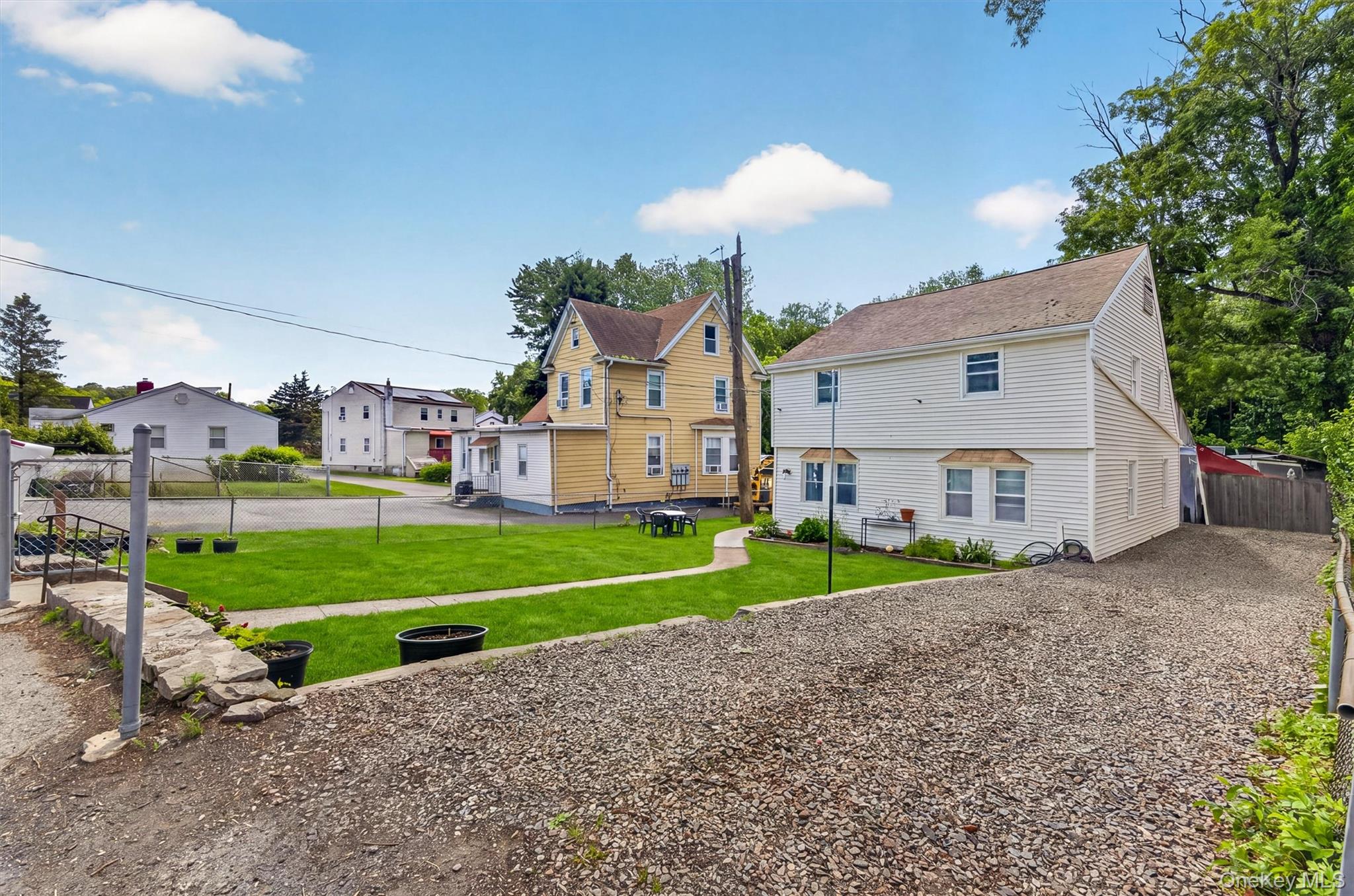 Photo 4 of this property