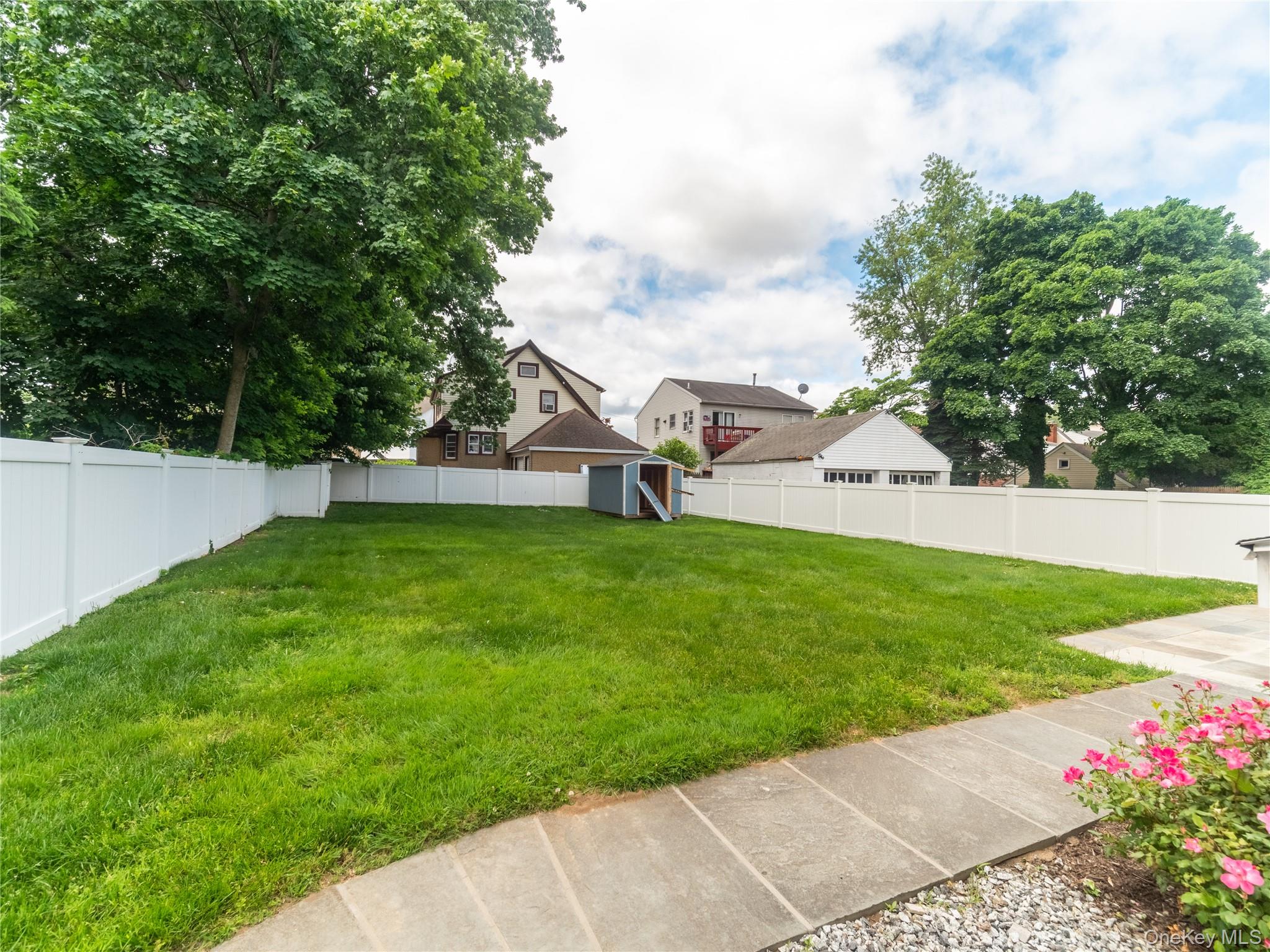 Photo 6 of this property
