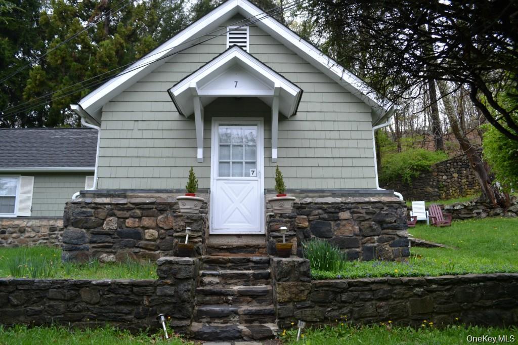 Photo 2 of this property