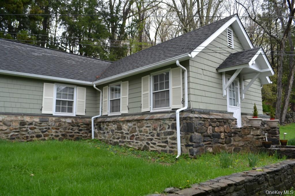 Photo 3 of this property