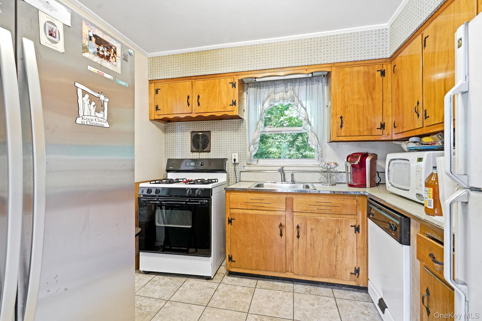 Photo 5 of this property