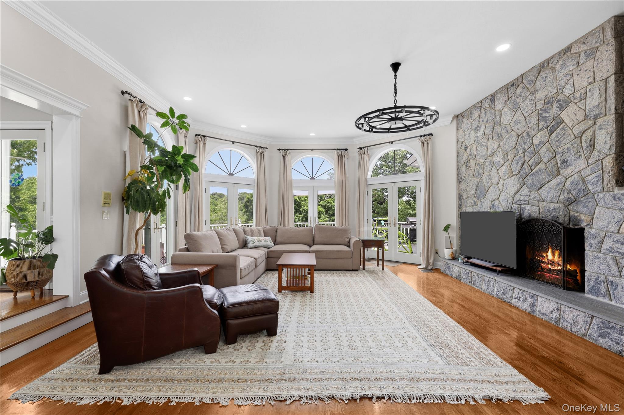 Photo 6 of this property