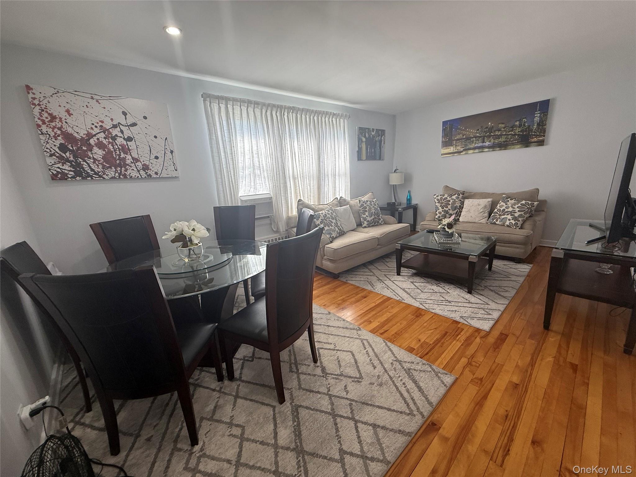 Furnished 1 Bedroom in Convenient Yonkers Cooperative 

Comfortable an...
