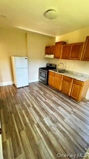 Photo 10 of this property