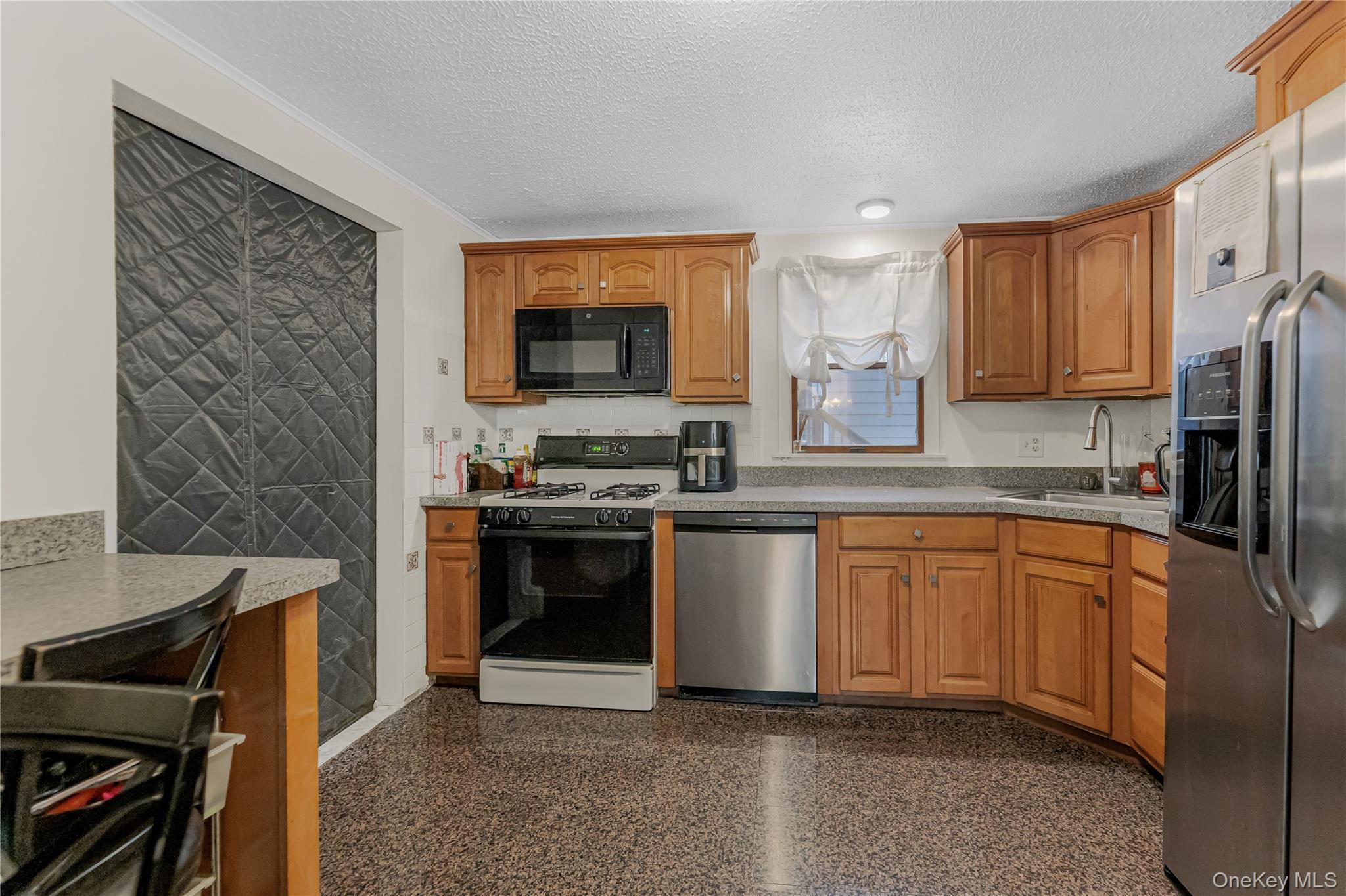 Photo 7 of this property