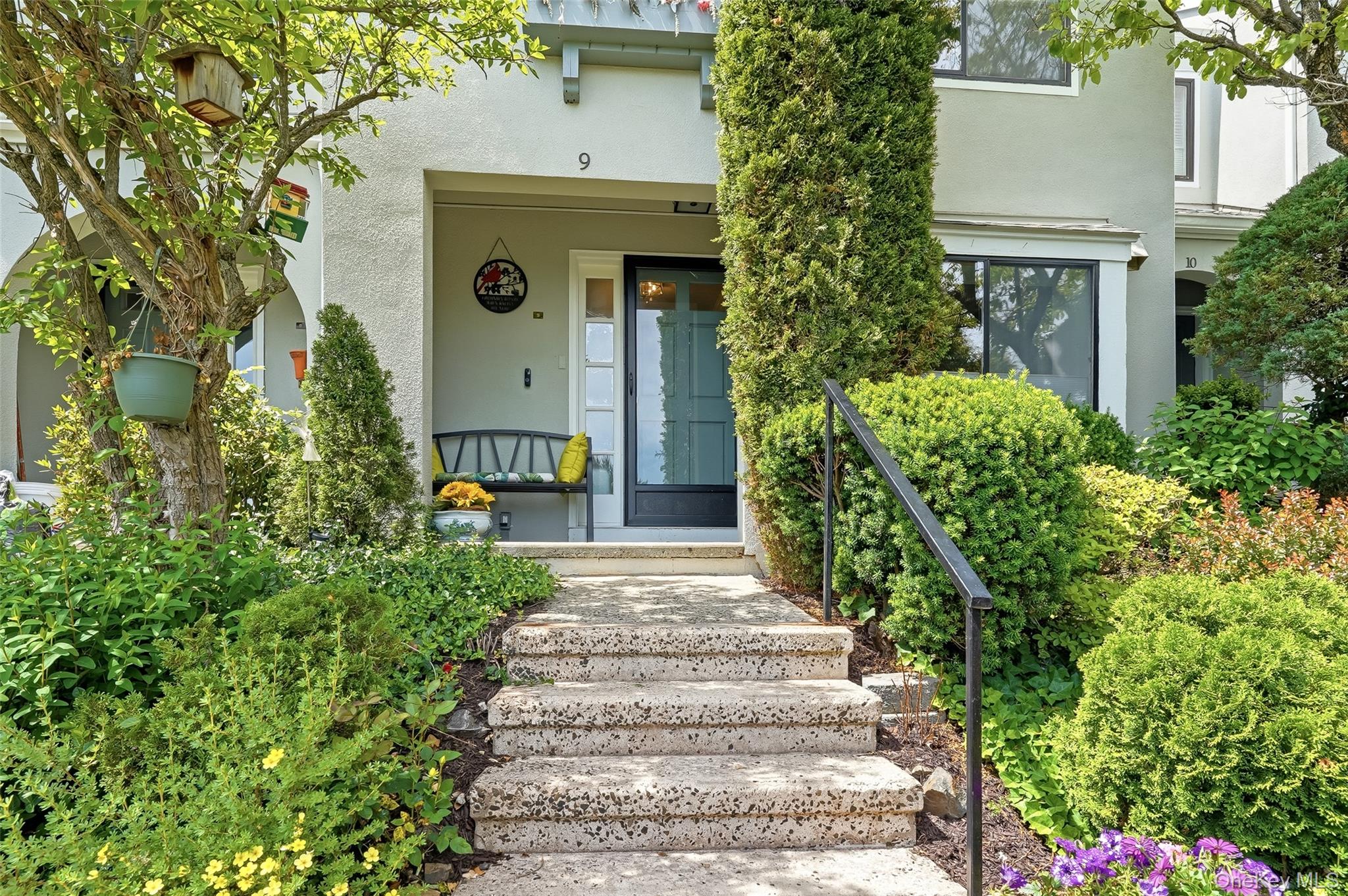 Katonah Rental: Welcome to this beautifully maintained 3 bedroom 2.5 b...