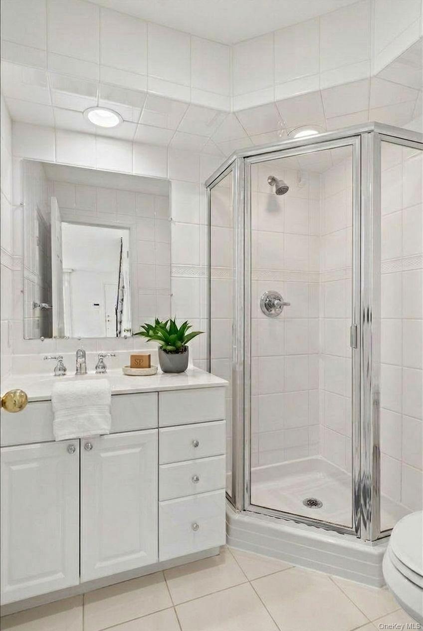Photo 7 of this property