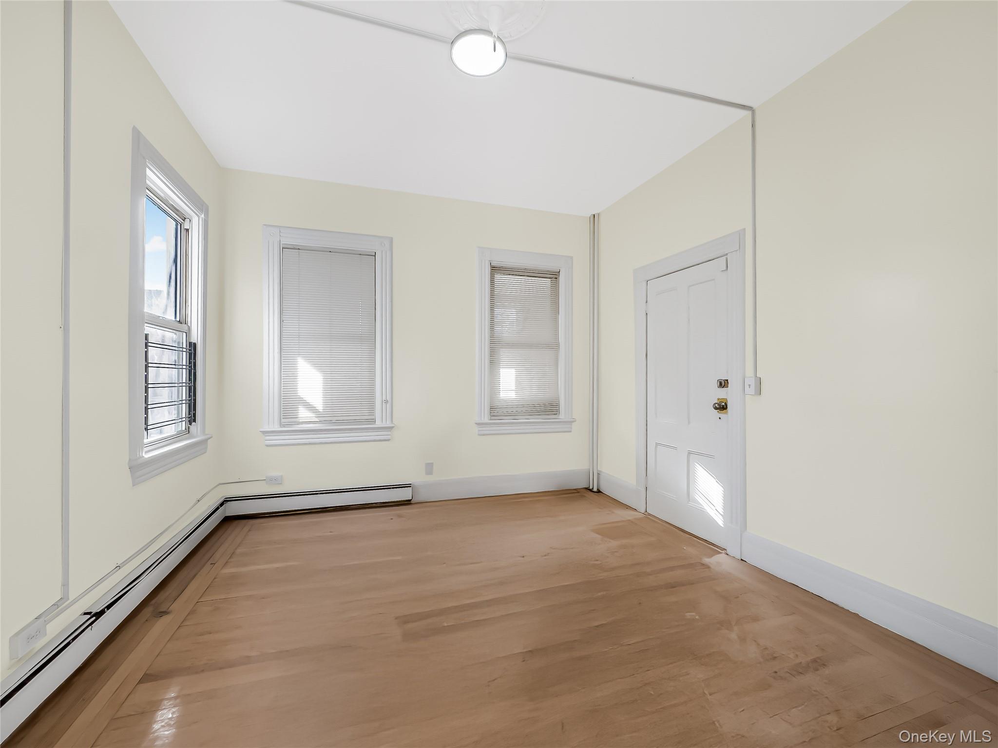 Photo 4 of this property