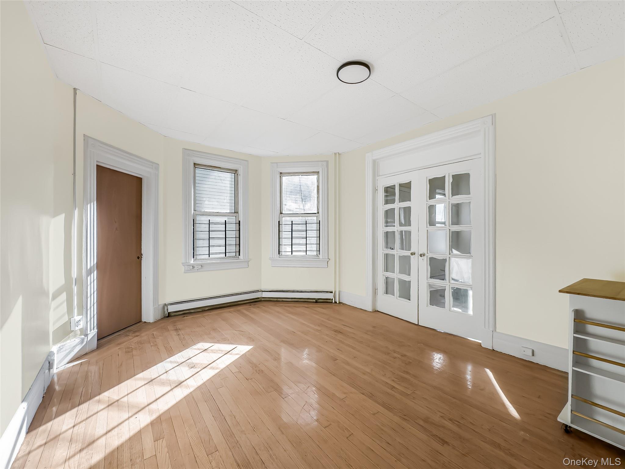 Photo 3 of this property