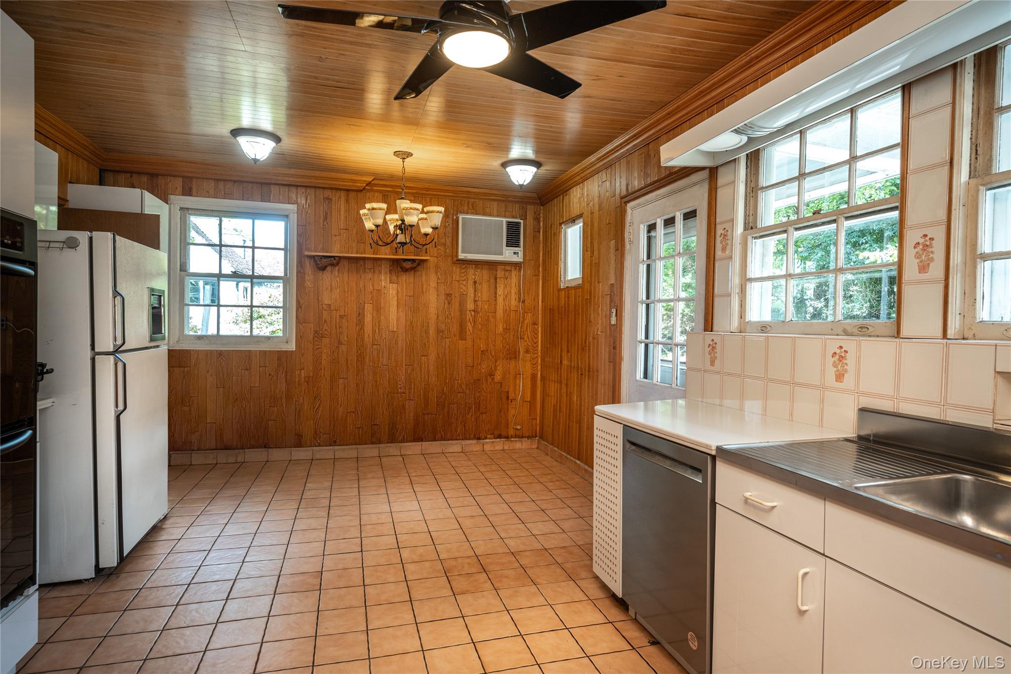 Photo 13 of this property
