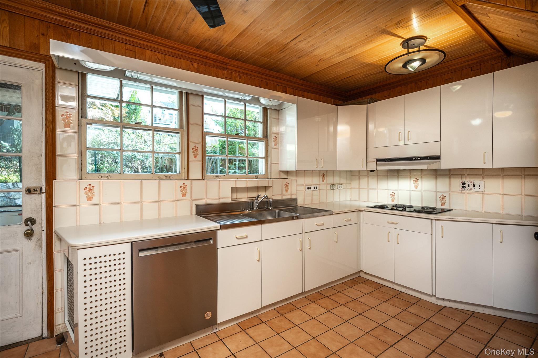 Photo 12 of this property