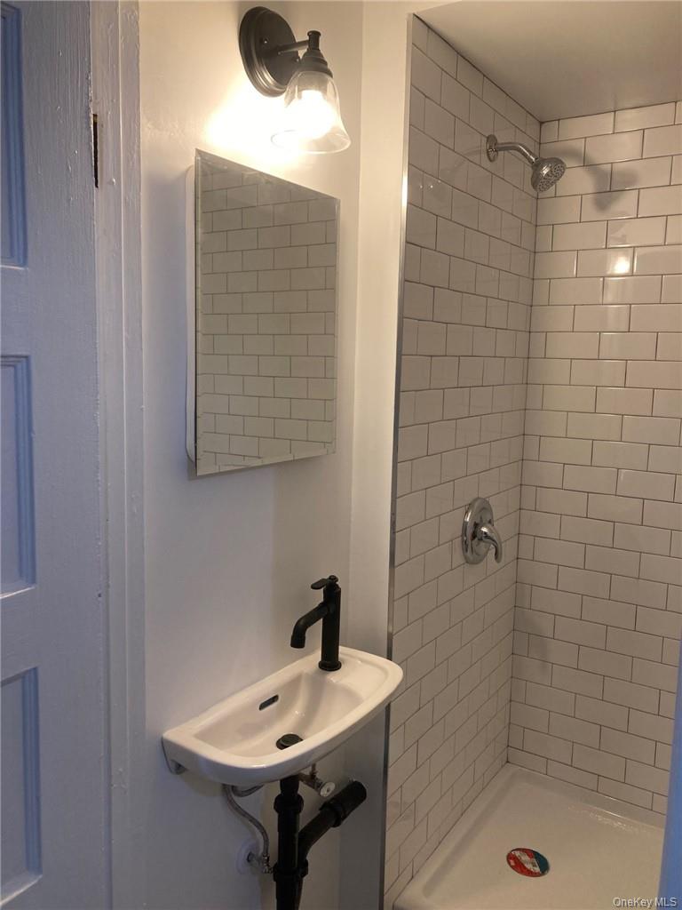 Photo 4 of this property