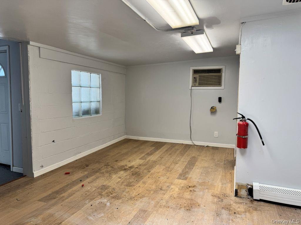 Photo 4 of this property