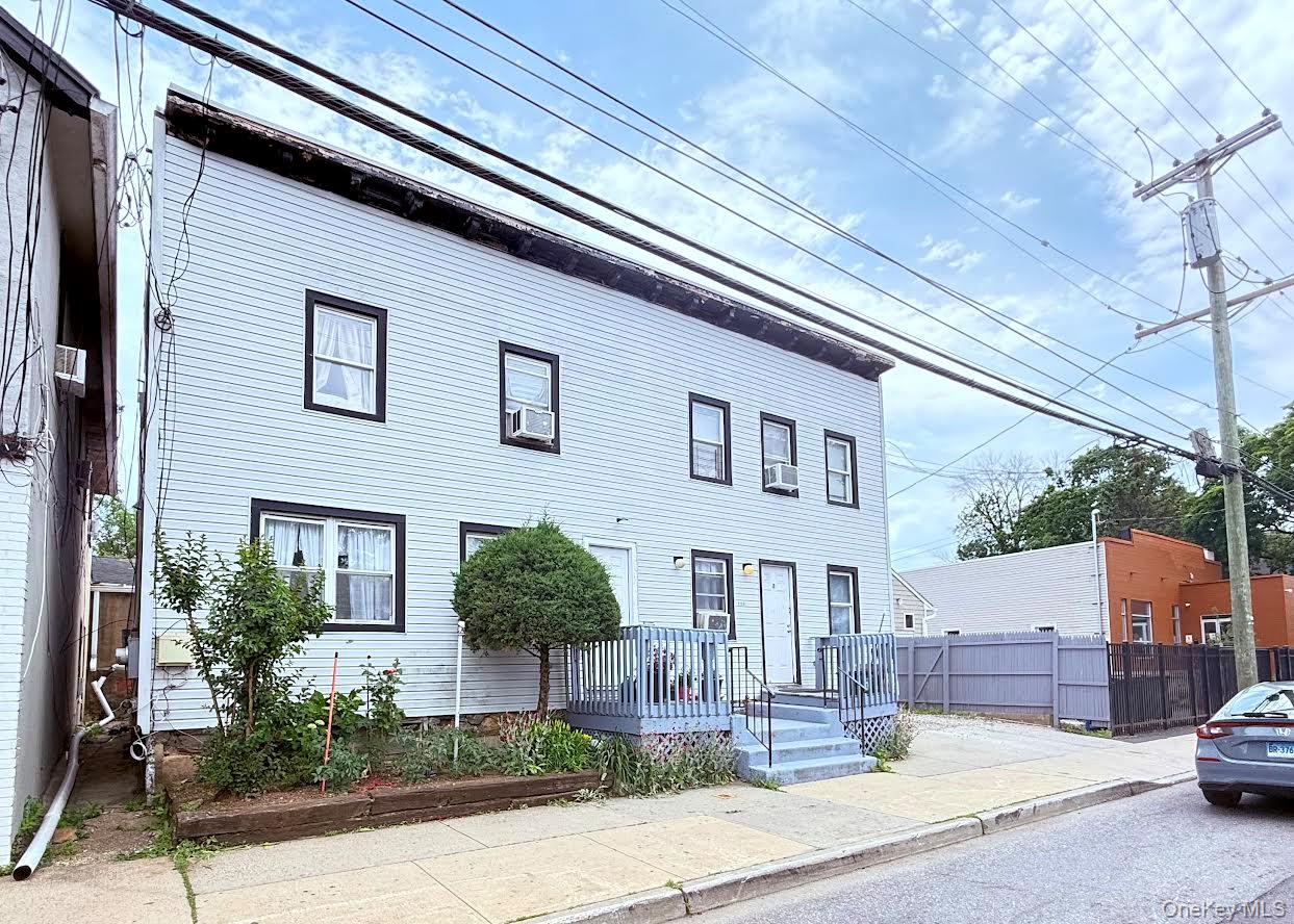 Photo 32 of this property