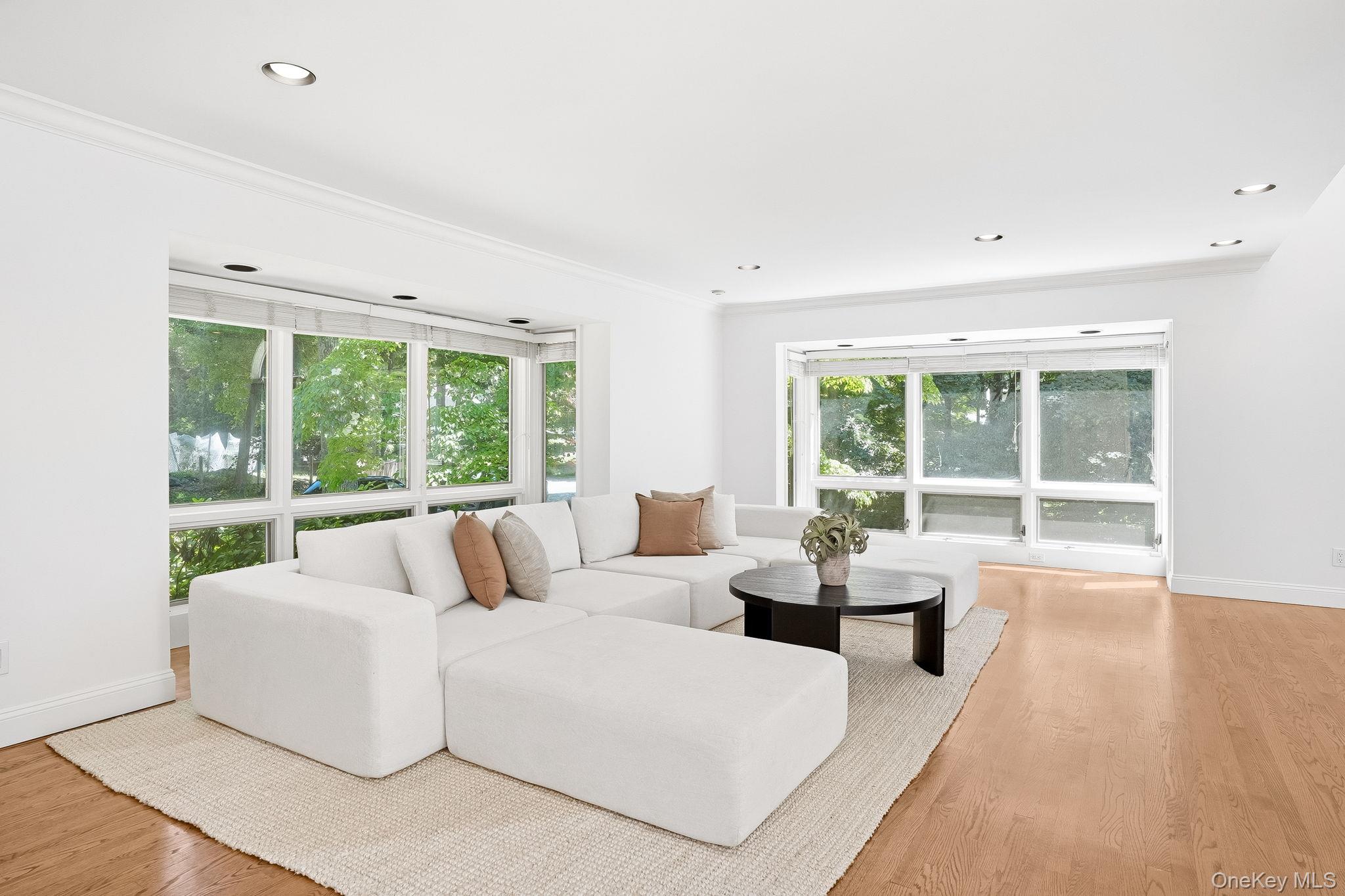 Photo 7 of this property