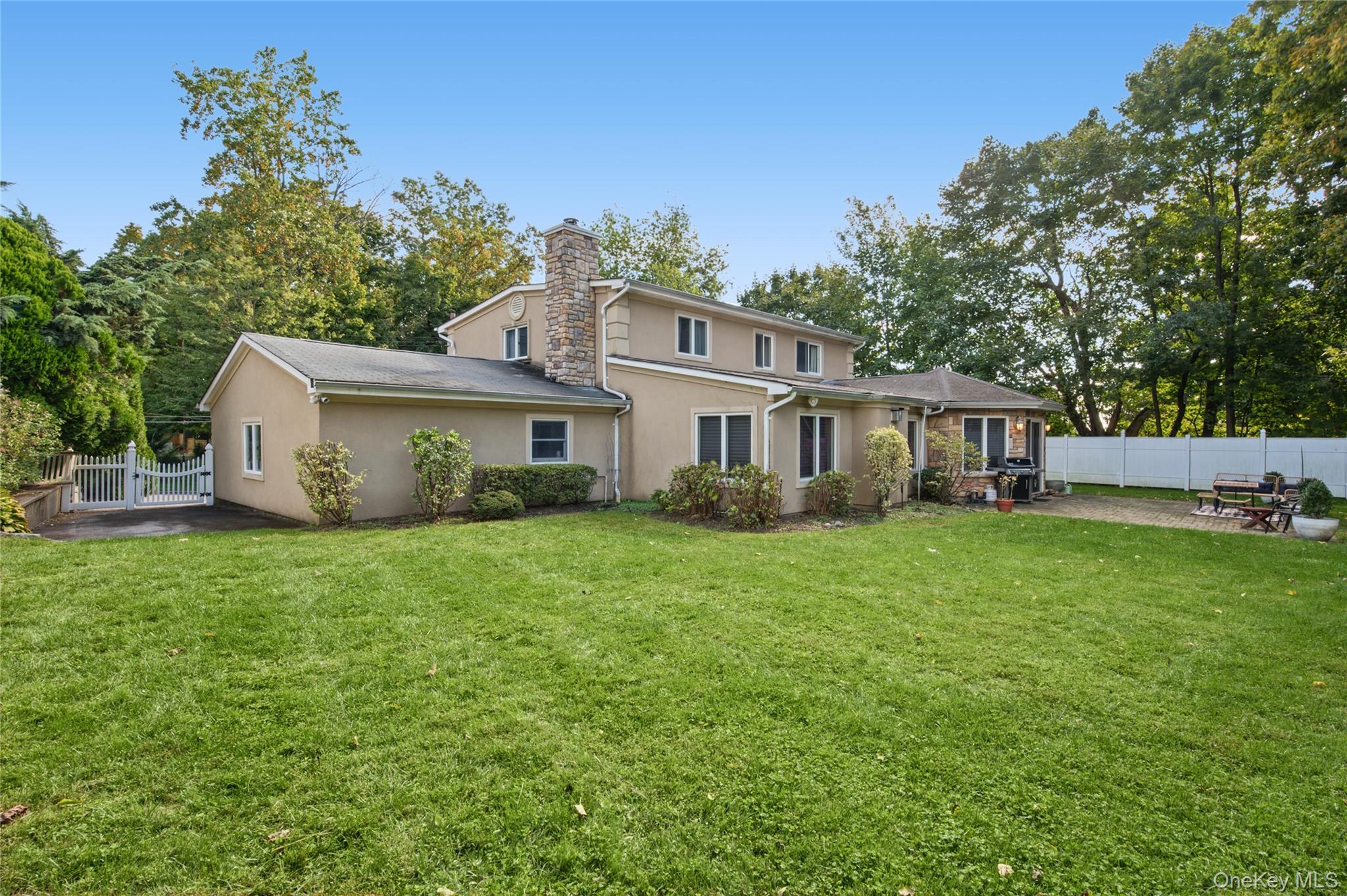 Photo 33 of this property