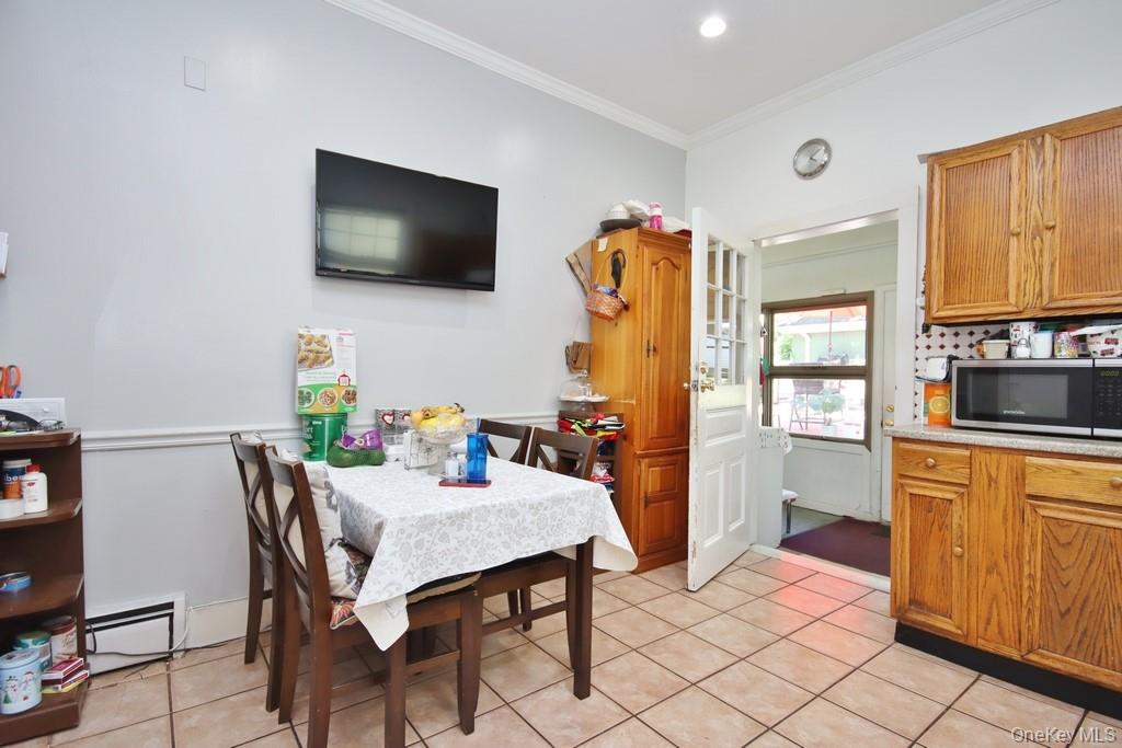 Photo 4 of this property