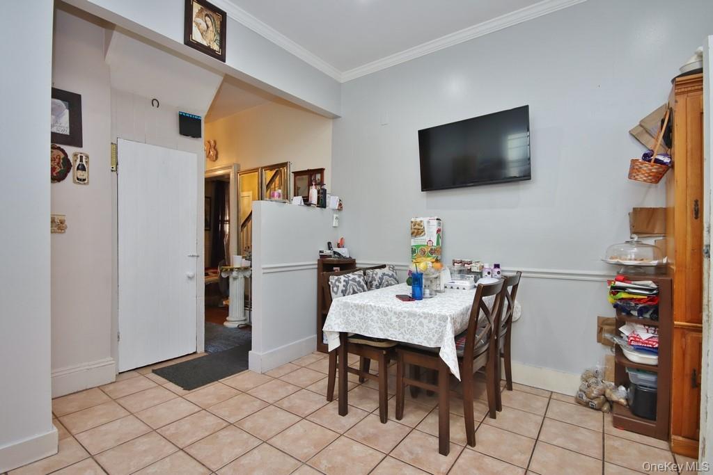 Photo 3 of this property
