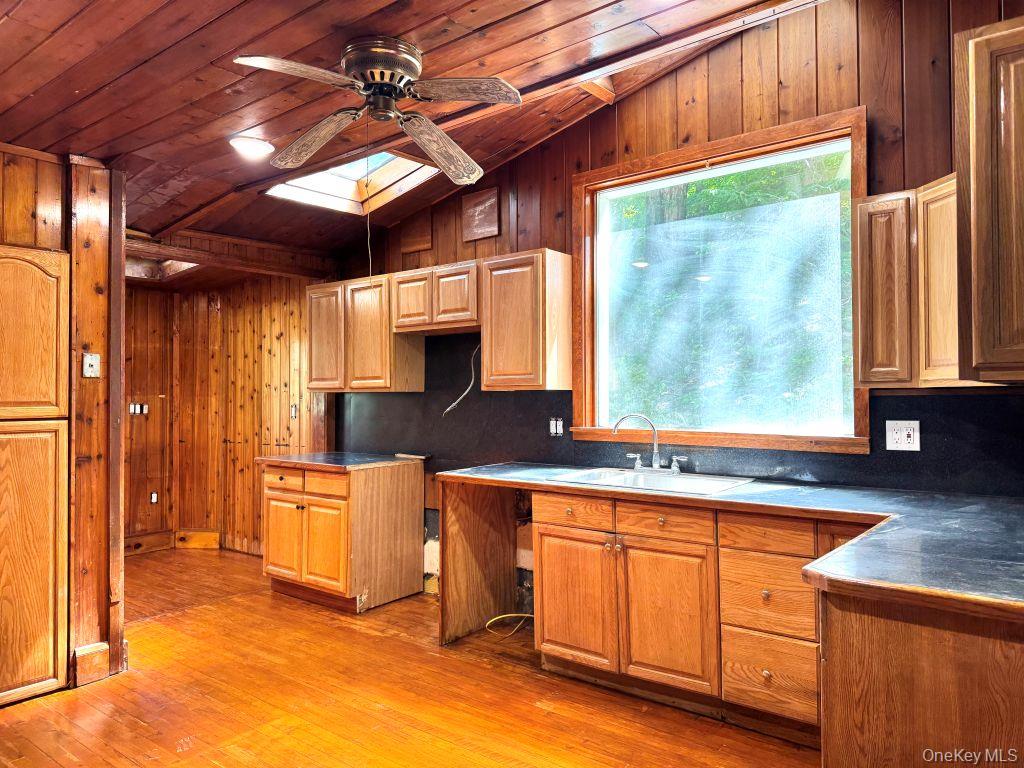 Photo 9 of this property