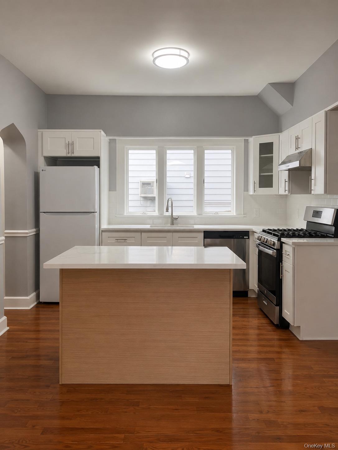 Welcome to 53 Madeleine Avenue!

Beautifully renovated and filled with...