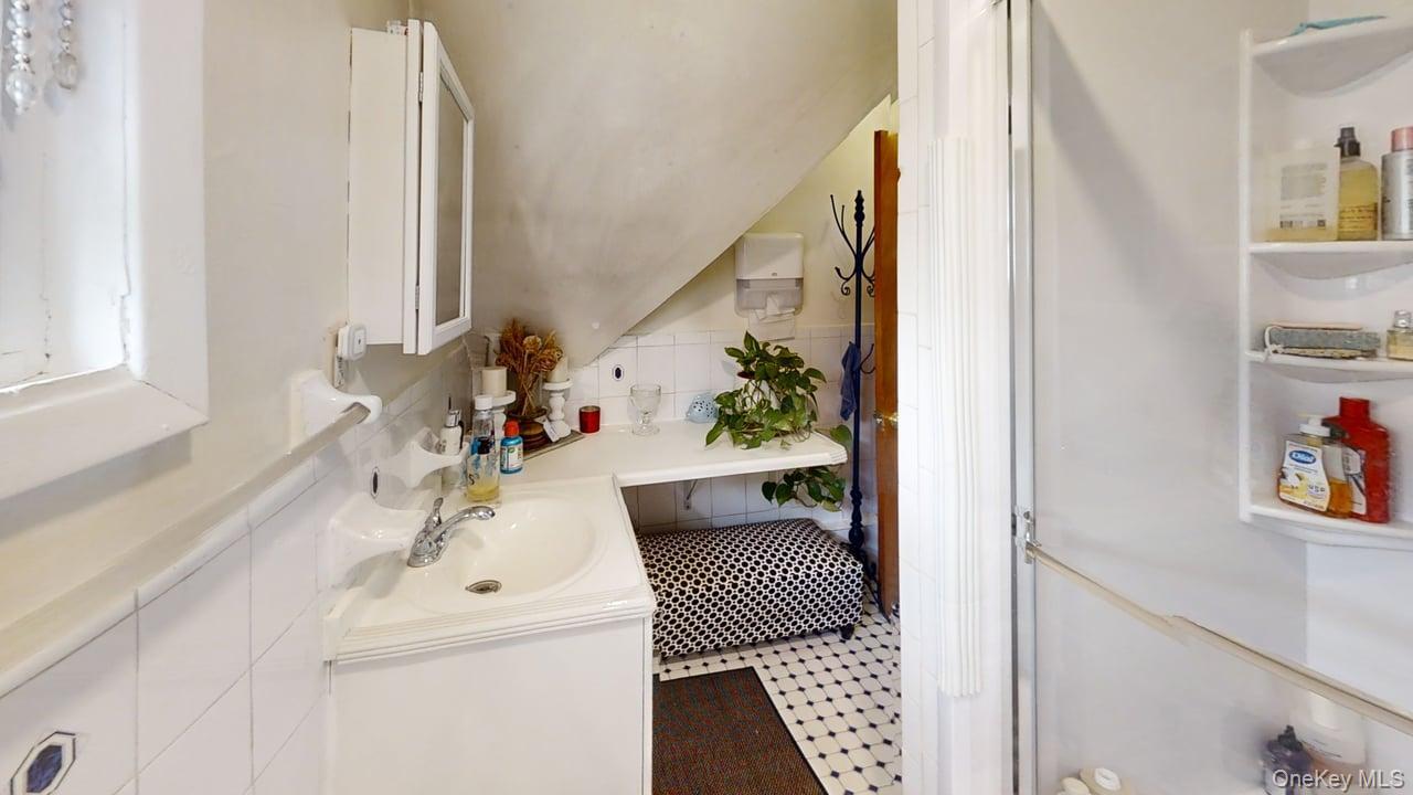 Photo 7 of this property