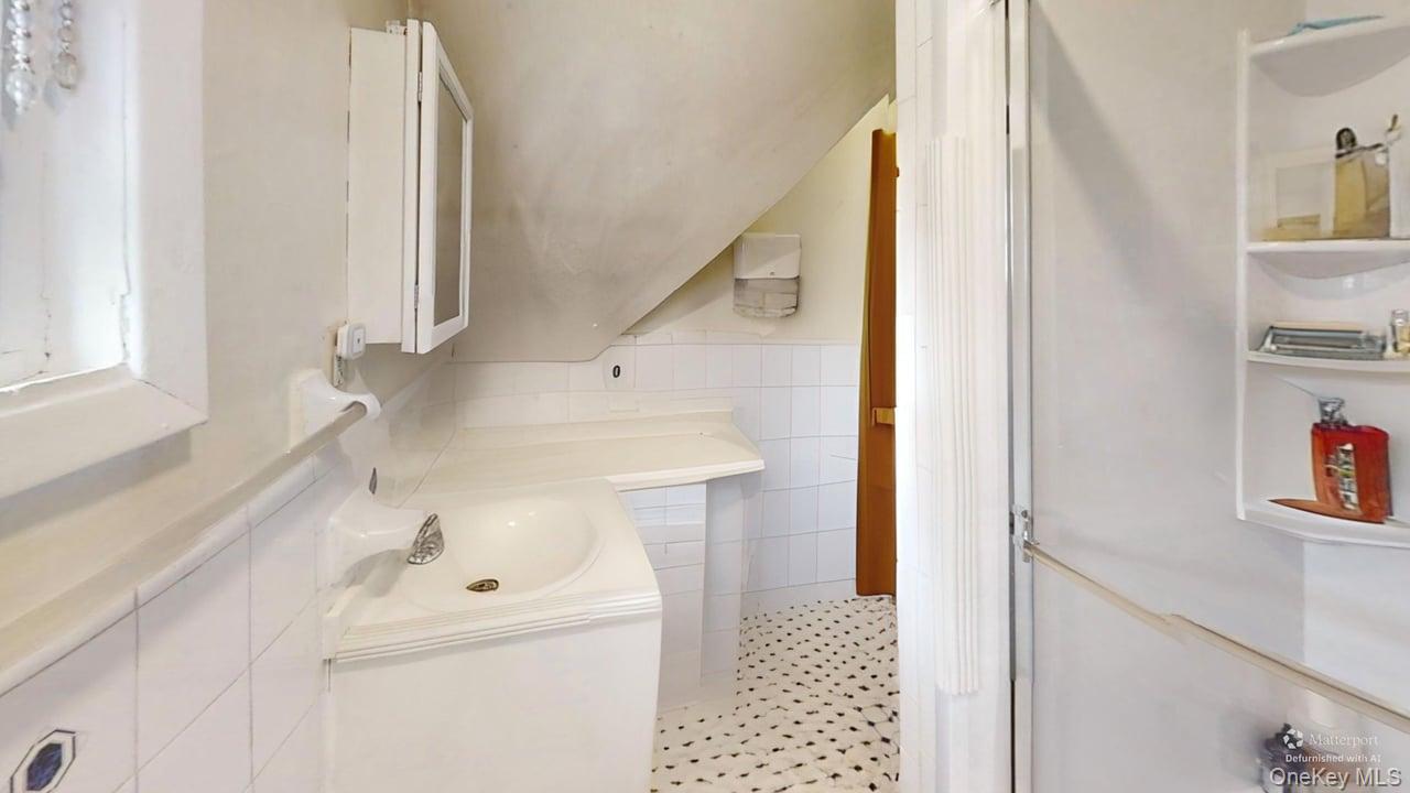Photo 6 of this property