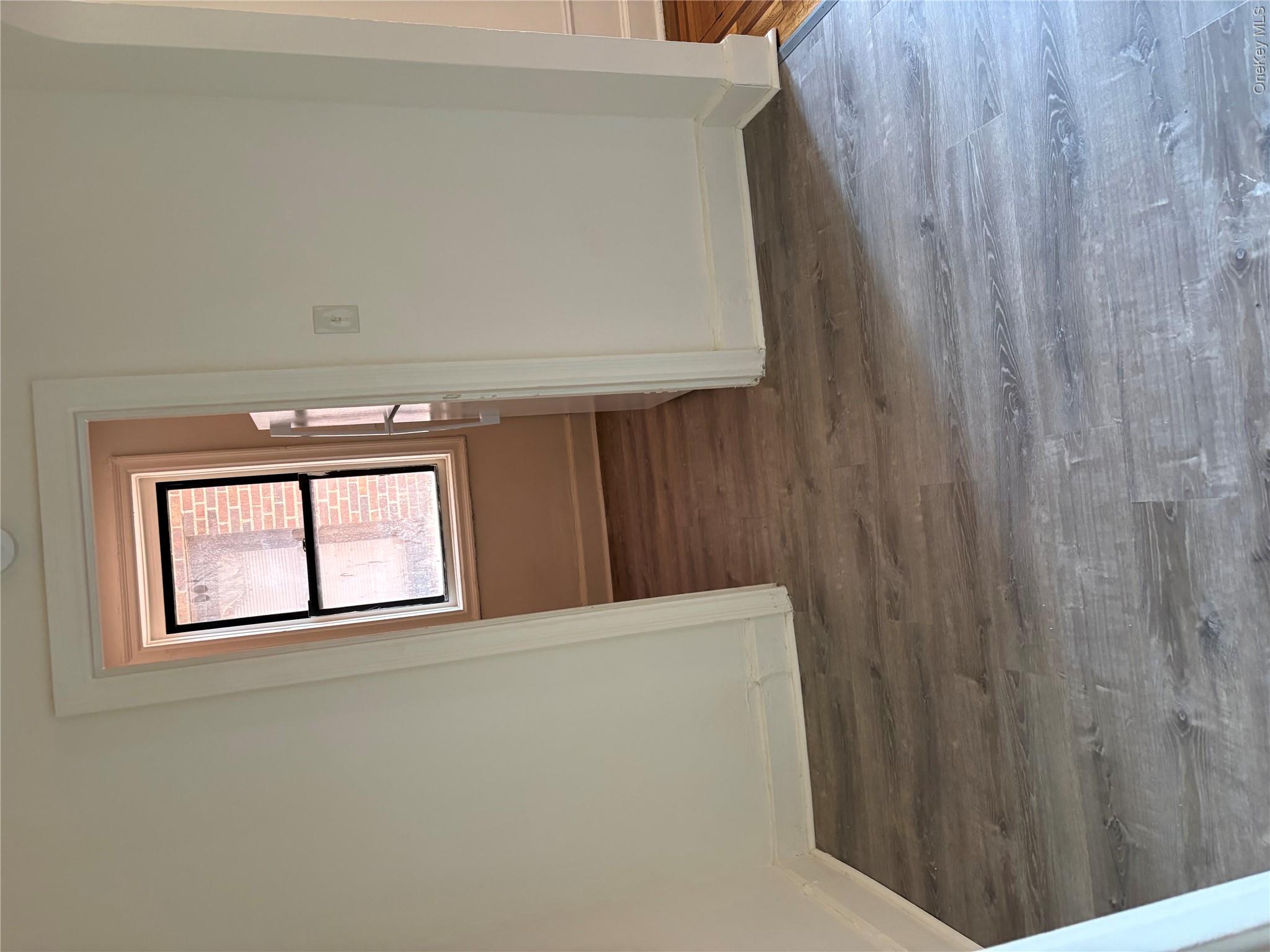 Photo 4 of this property