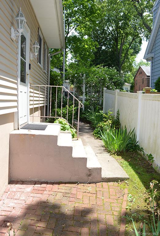Photo 18 of this property