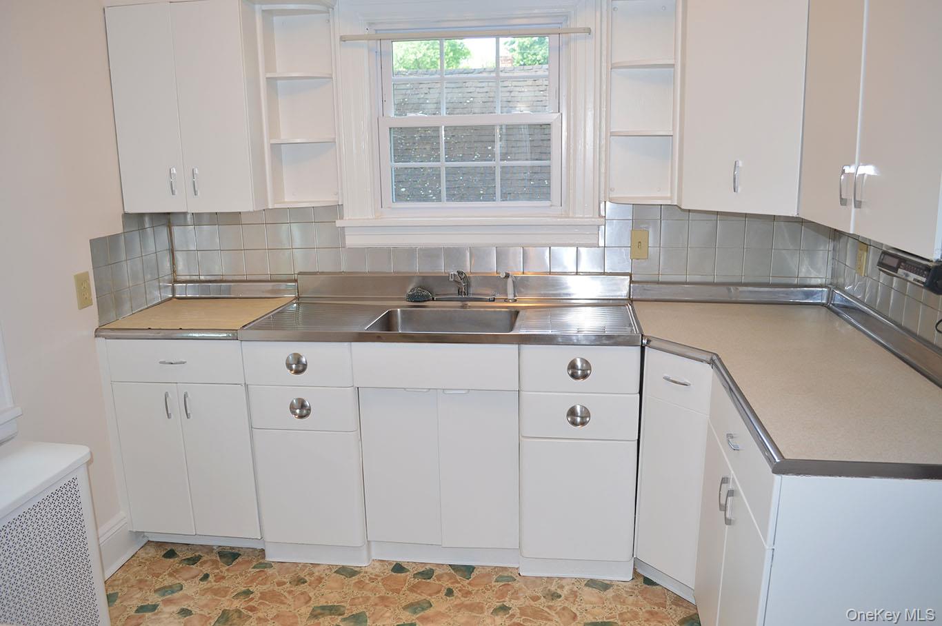 Photo 9 of this property