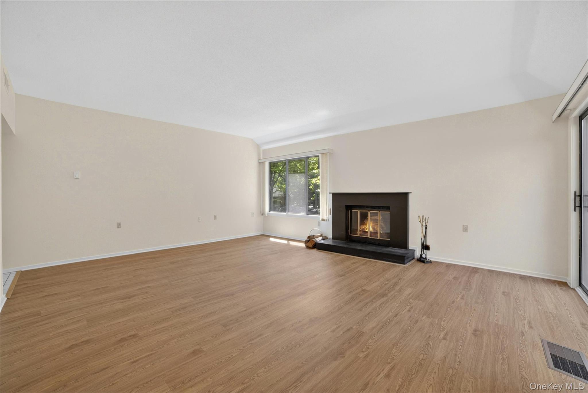 Photo 9 of this property