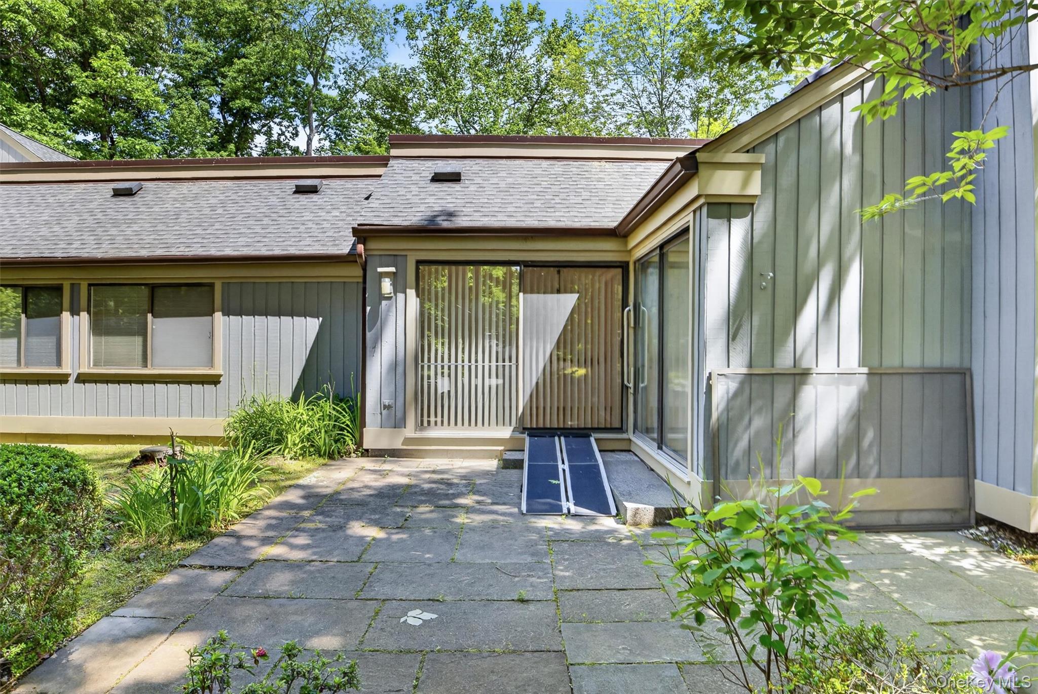 Photo 31 of this property