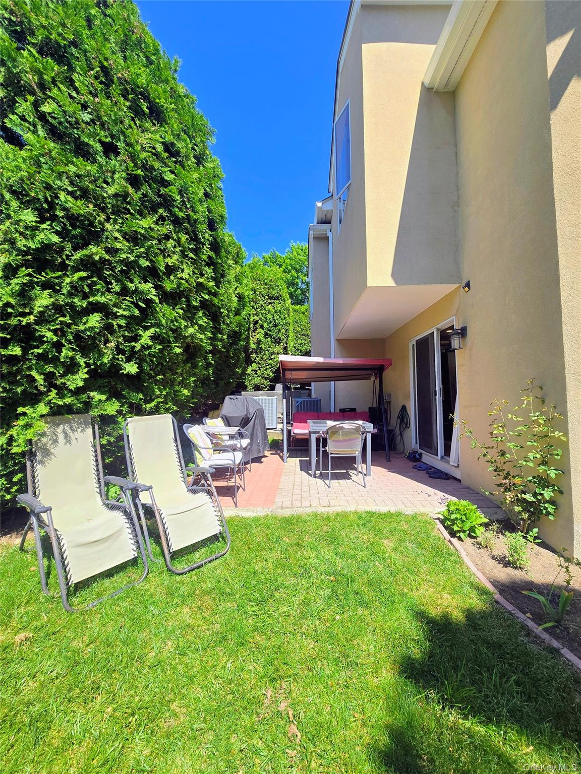 Photo 11 of this property