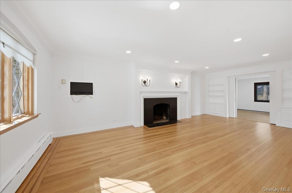 Photo 4 of this property
