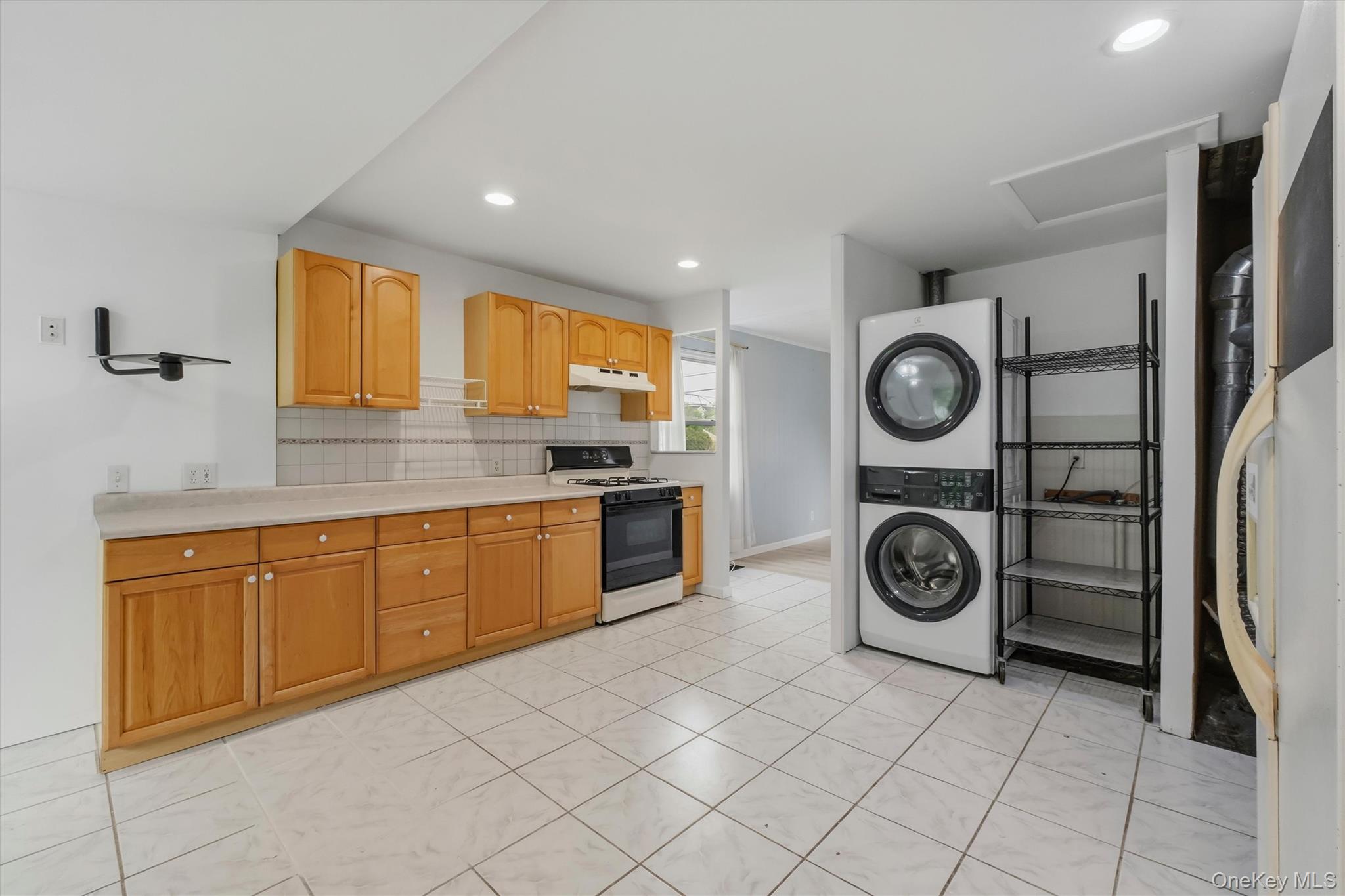 Photo 6 of this property